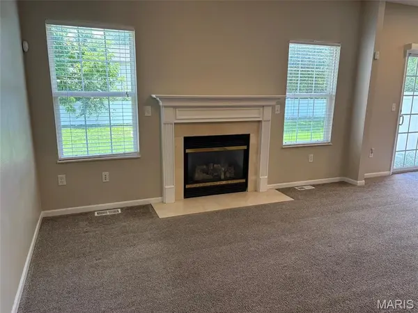 745 Erika ST, O'fallon, IL 62269