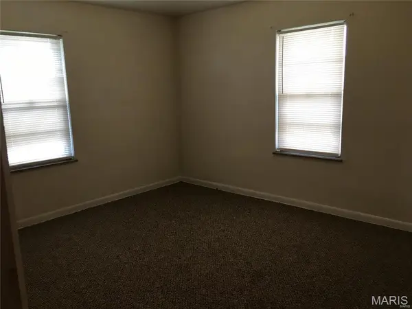 523 S Central #4, Roxana, IL 62084