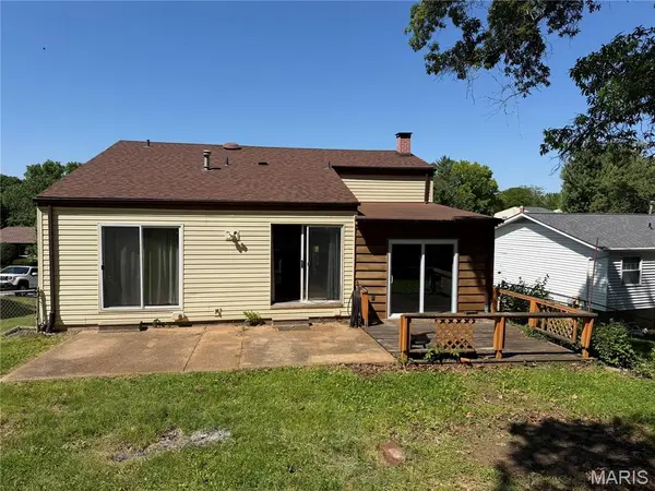 2042 Catlin DR, Barnhart, MO 63012