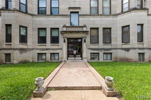 4256 Maryland #3E, St Louis, MO 63108