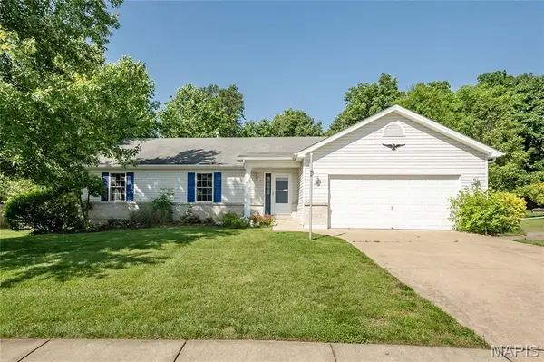 3842 Bedford Pointe DR, Wentzville, MO 63385