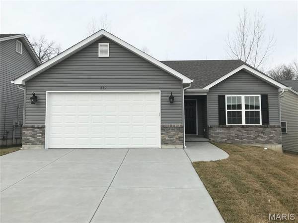 1640 Flagstaff Dr, Festus, MO 63028