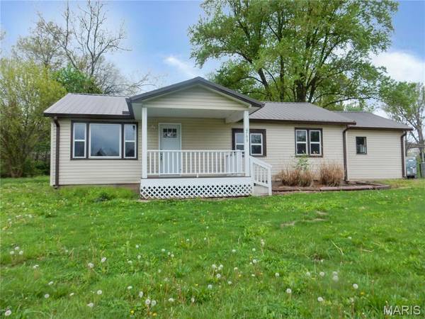 6799 State Road C, Fulton, MO 65251