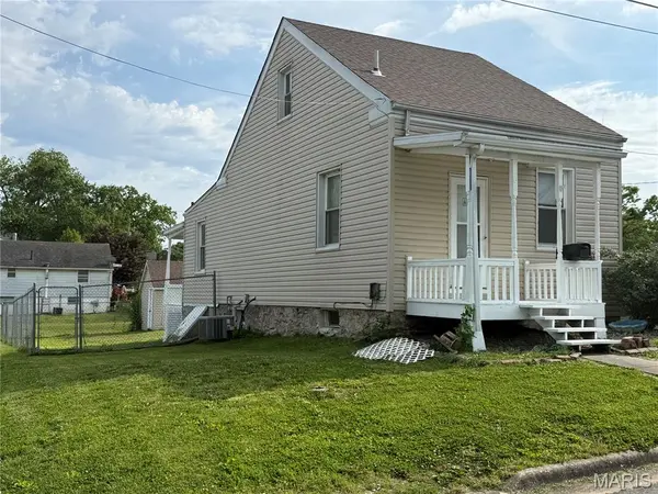 802 E Olive ST, Red Bud, IL 62278