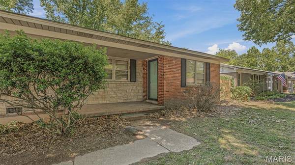 301 E Linden CIR, Kennett, MO 63857