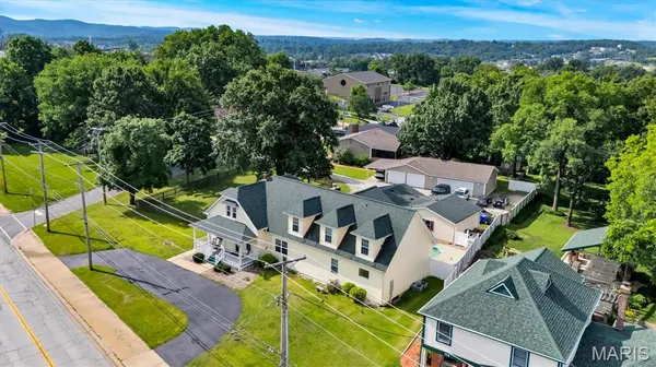 104 W North ST, Eureka, MO 63025