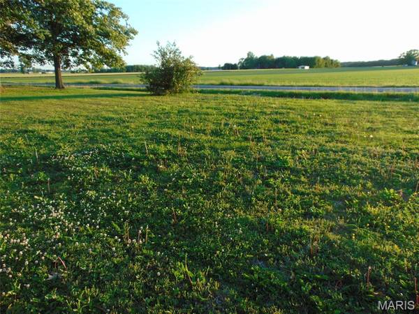 000 W St. Louis AVE, Dowell, IL 62927