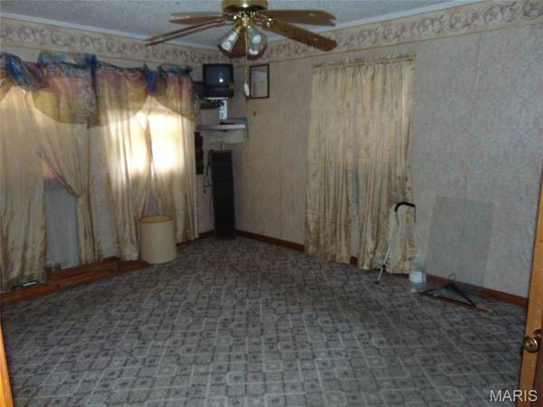 8165 US Highway 160 East, Doniphan, MO 63935