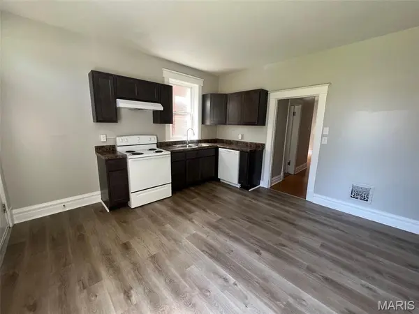 4650 Michigan AVE, St Louis, MO 63111