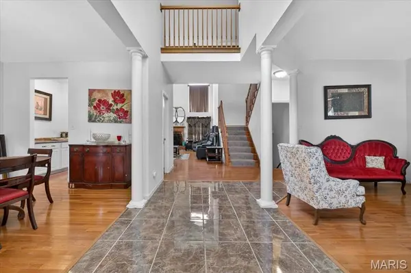 4216 Corrales DR, Florissant, MO 63034