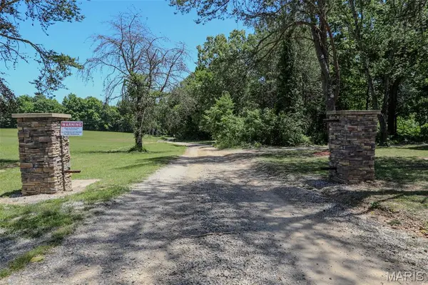 438 Paradise Acres, Doniphan, MO 63935
