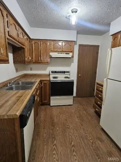 115 A-H Holly Drive, St Robert, MO 65584