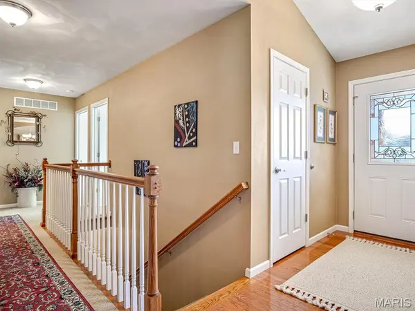 4020 Autumn Oak DR, Smithton, IL 62285