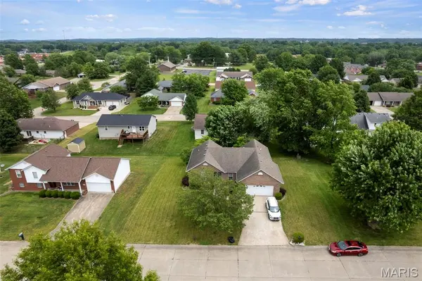 936 N West LN, Jackson, MO 63755