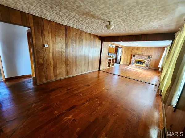 353 Truman ST, Newburg, MO 65550