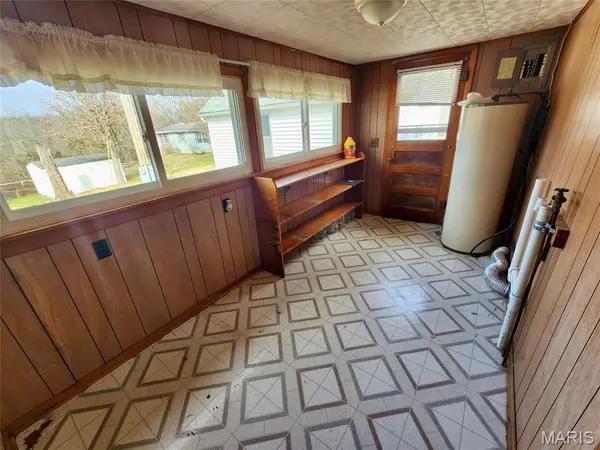 353 Truman ST, Newburg, MO 65550