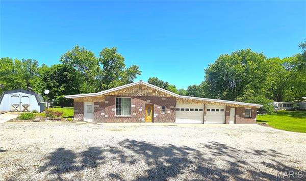 352 Arrowhead TRL, Hermann, MO 65041