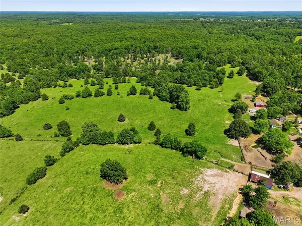 210 County Road 320, Alton, MO 65606