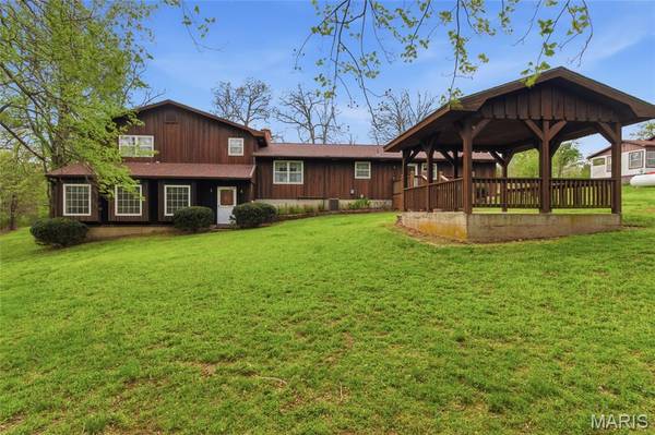 310 E South Oak Crest DR, Houston, MO 65483