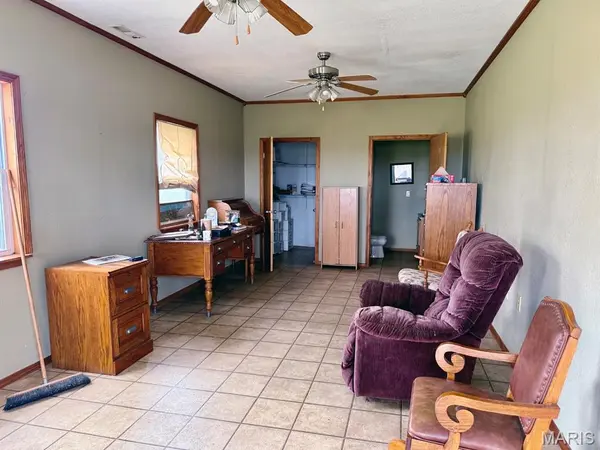 8926 Highway CC, Qulin, MO 63891