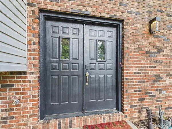 107 Vaughan AVE, St Robert, MO 65584