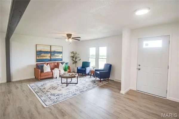 507 Walnut ST, Hillsboro, IL 62049