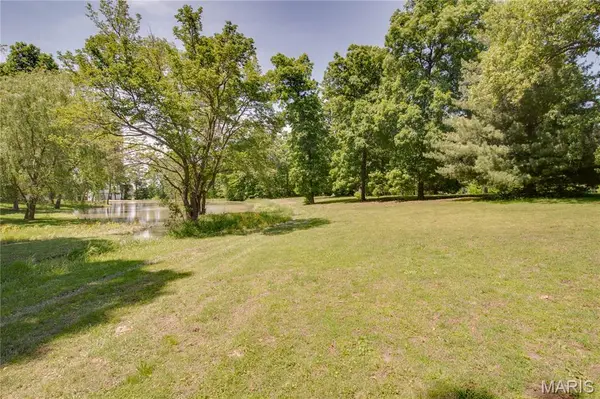 0 Gun Club RD, Brighton, IL 62012