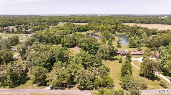 0 Gun Club RD, Brighton, IL 62012