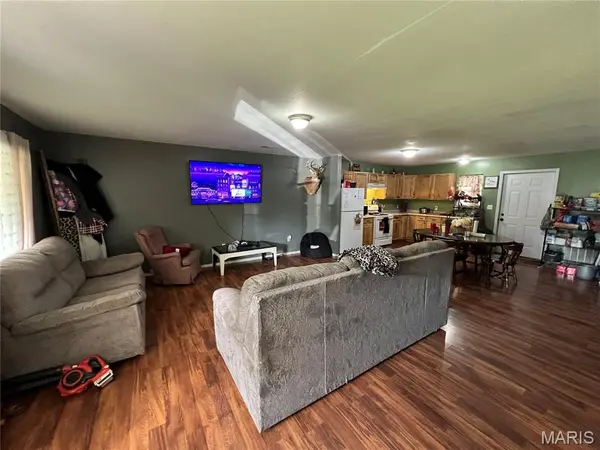 308 E Pine St, East Prairie, MO 63845