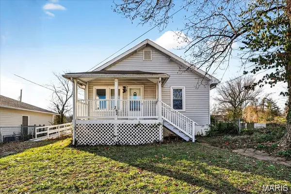 342 Alsobrook ST, Kirkwood, MO 63122