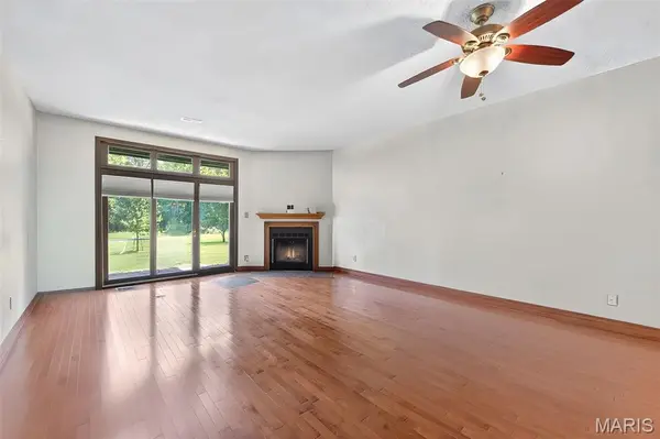 13818 Amiot DR #A, Maryland Heights, MO 63146
