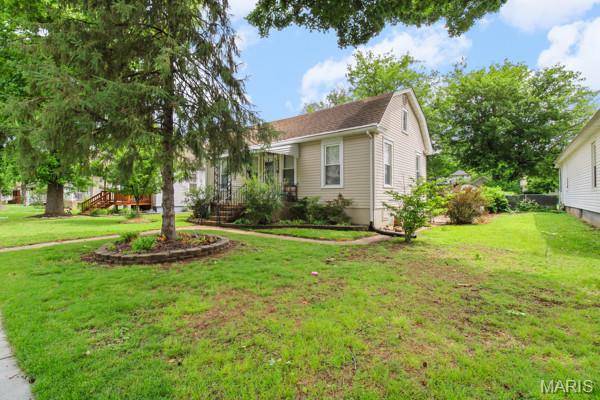 402 N Taylor AVE, Crystal City, MO 63019