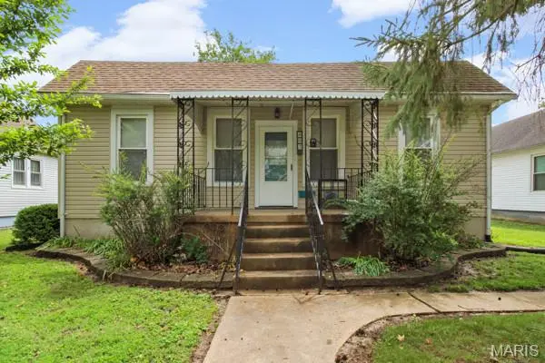 402 N Taylor AVE, Crystal City, MO 63019