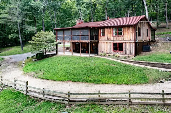 750 Wild Horse Valley RD, Wildwood, MO 63005