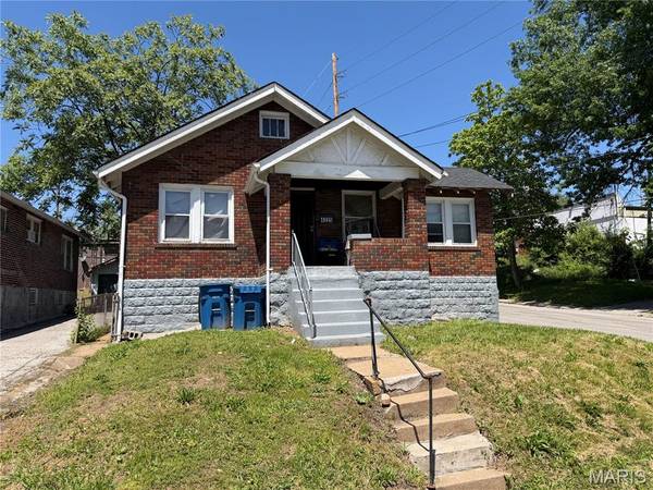4325 Rosewood AVE, Pine Lawn, MO 63120