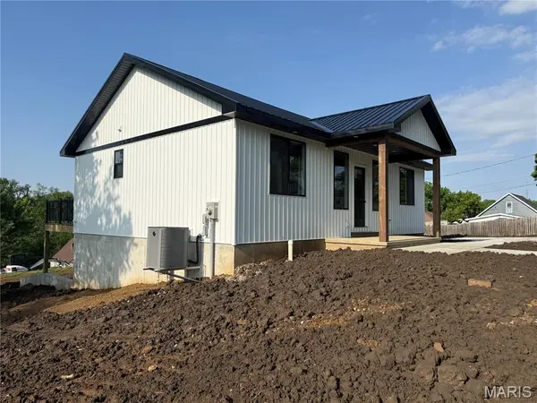 707 Hayward ST, Hannibal, MO 63401