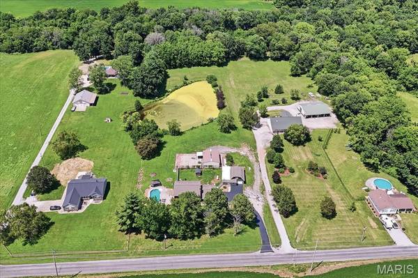 7853 W Kirsch RD, Troy, IL 62294