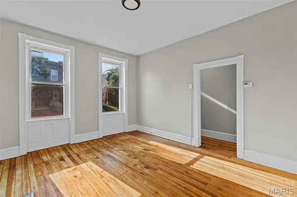 2628 Oregon AVE, St Louis, MO 63118