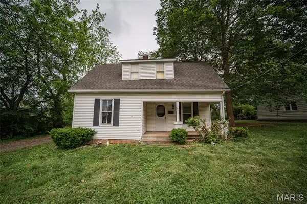 904 S Washington ST, Farmington, MO 63640