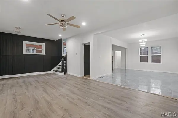 4935 Cote Brilliante AVE, St Louis, MO 63113