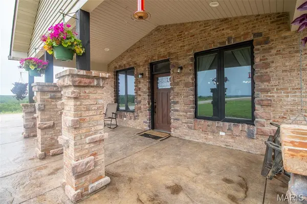 10076 Puckett RD, Potosi, MO 63660