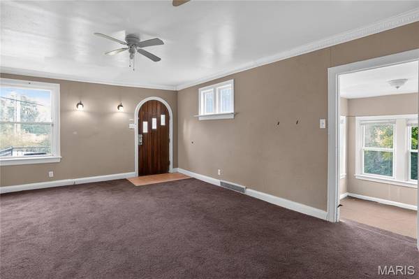 2512 High Ridge AVE, St Louis, MO 63136