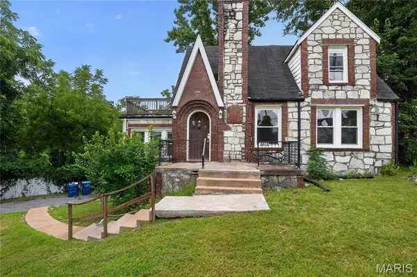 2512 High Ridge AVE, St Louis, MO 63136