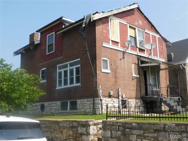 4502 Harris AVE, St Louis, MO 63115