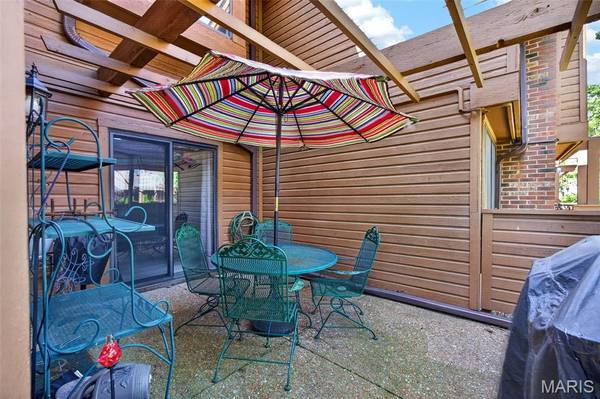 208 Kipling WAY, Weldon Spring, MO 63304