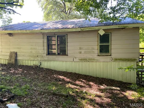 Address not disclosed, Poplar Bluff, MO 63901