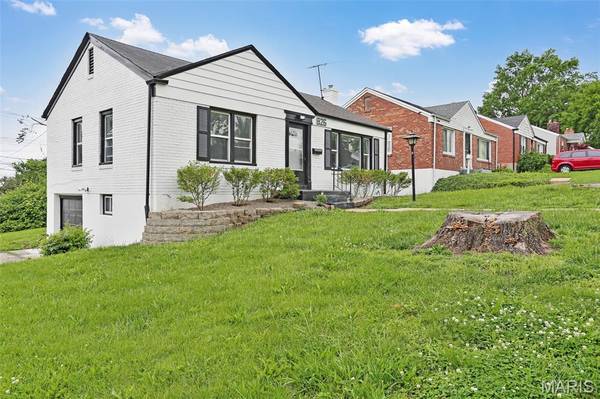 826 Fontaine PL, St Louis, MO 63137