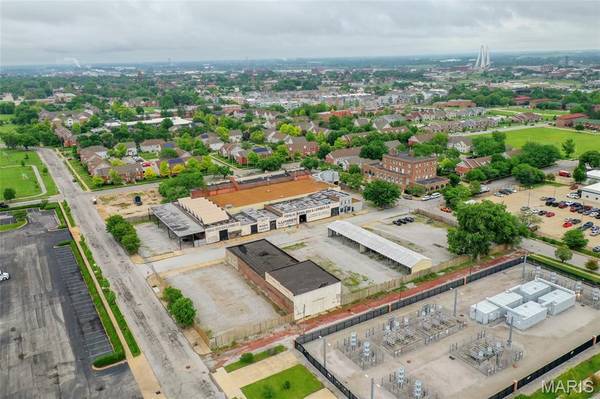 1900 Cole ST, St Louis, MO 63106