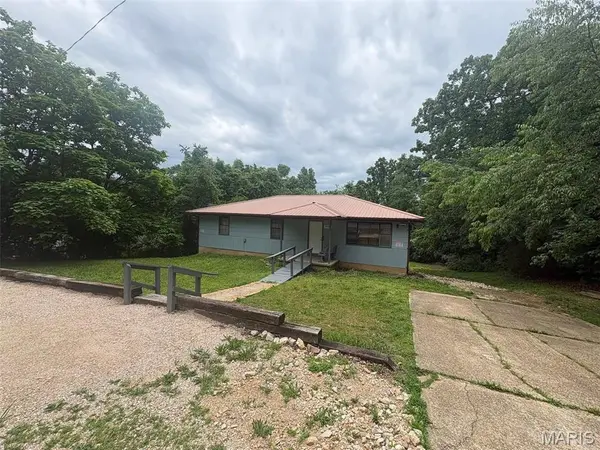 9080 Highway H, Ellington, MO 63638