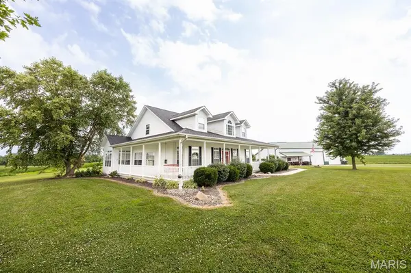 14218 Schuster RD, Pocahontas, IL 62275